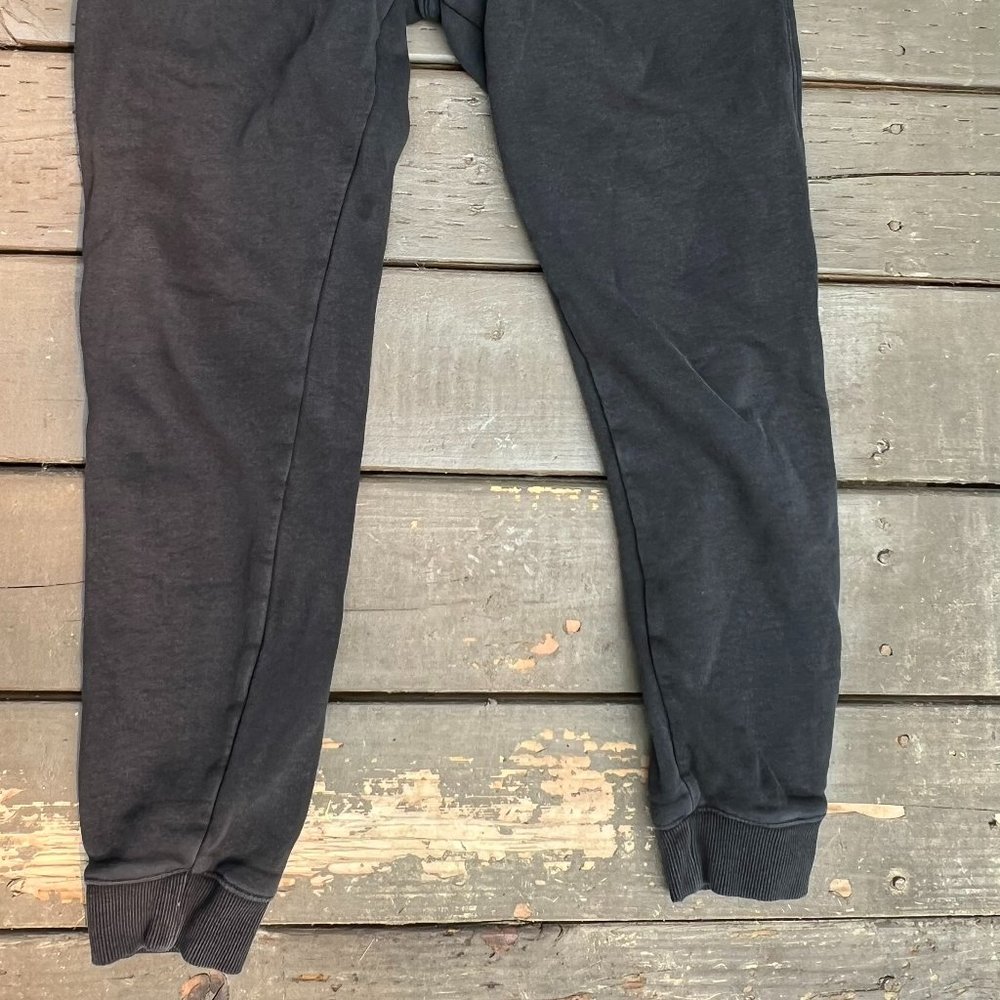 sweatpants - Picture 2 of 4